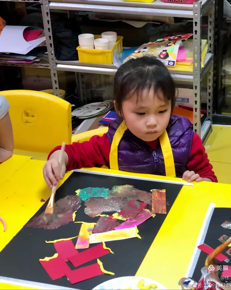 卡鲁鲁艺术萌萌班课堂分享